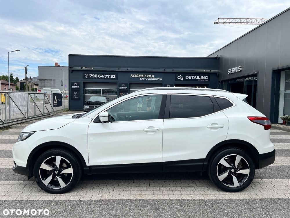 Nissan Qashqai 1.2 DIG-T TEKNA+ - 4