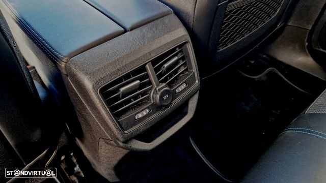 Peugeot 3008 1.6 Hybrid Allure Pack e-EAT8 - 17