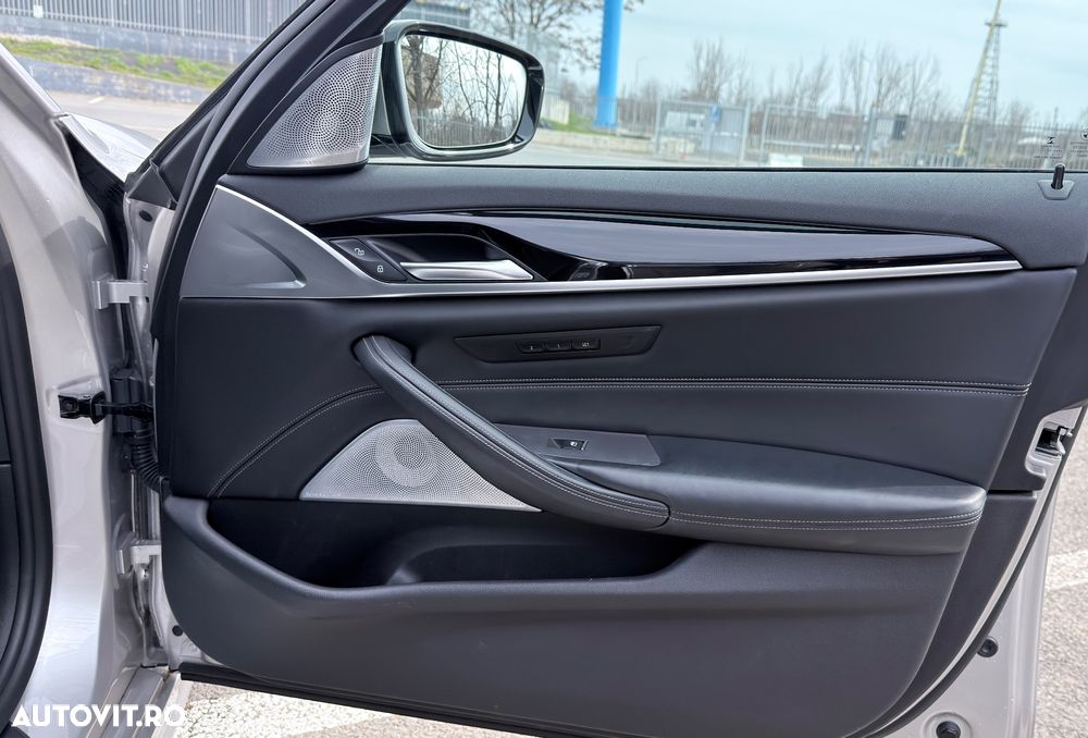 BMW M5 M550d xDrive AT - 32