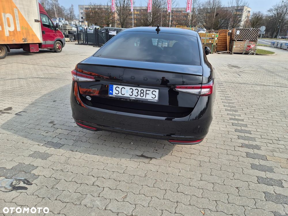 Skoda Superb 2.0 TSI Sportline DSG - 5