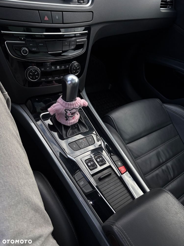 Peugeot 508 BlueHDi 180 EAT6 Stop&Start GT - 23