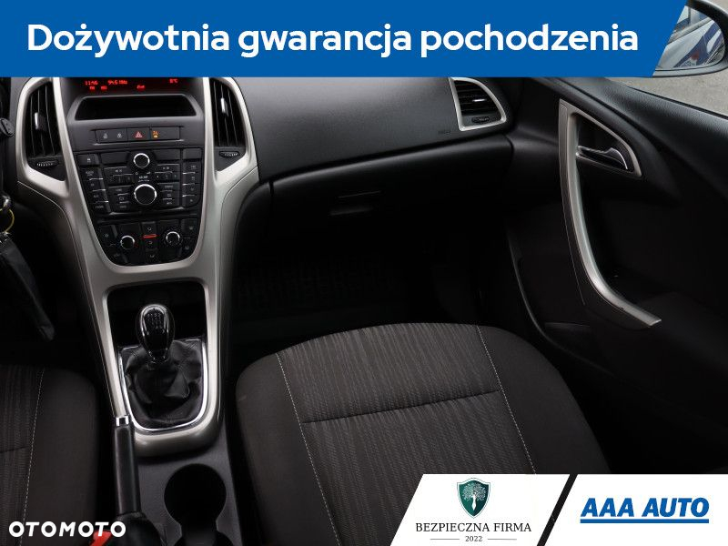 Opel Astra - 9