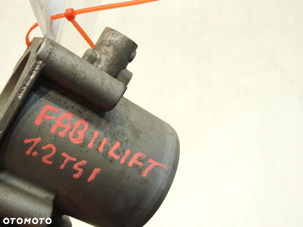 PRZEPUSTNICA SKODA FABIA II 1.2 TSI 03F133062 - 2