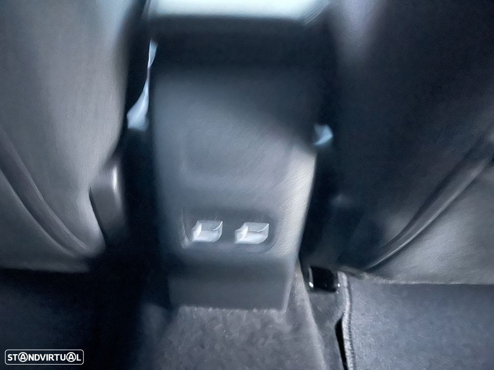 Peugeot 2008 PureTech 130 Allure - 22