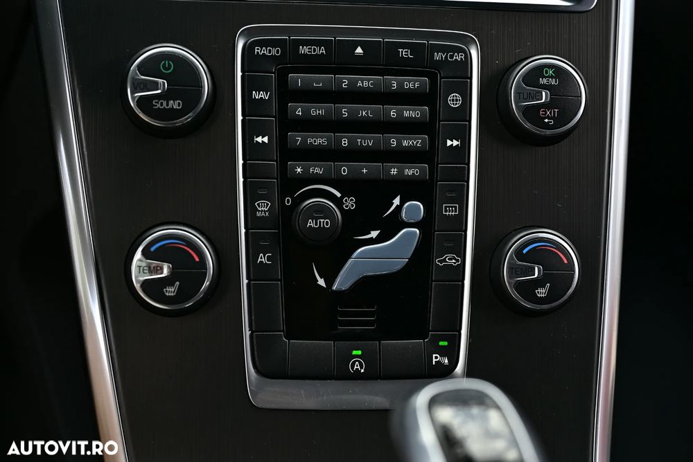 VOLVO XC60 2014 — imagine 38