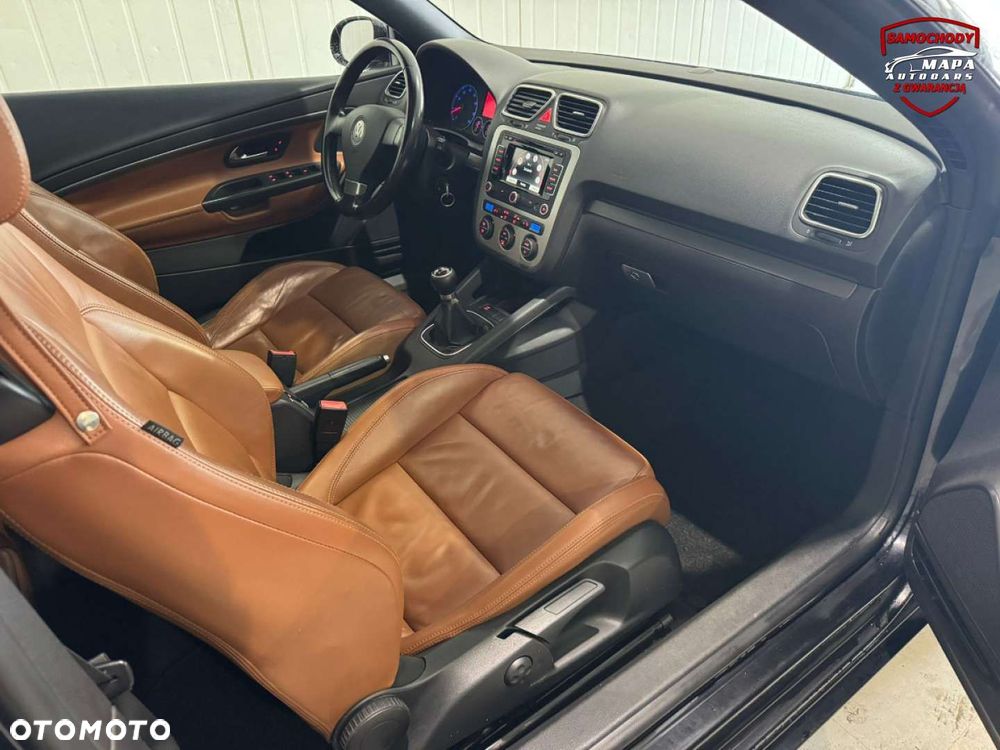Volkswagen Eos - 22