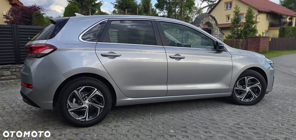 Hyundai i30 1.6 T-GDI Smart DCT - 6