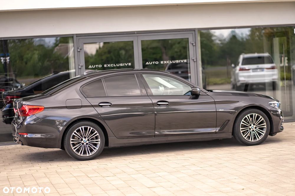 BMW Seria 5 520d Luxury Line sport - 7