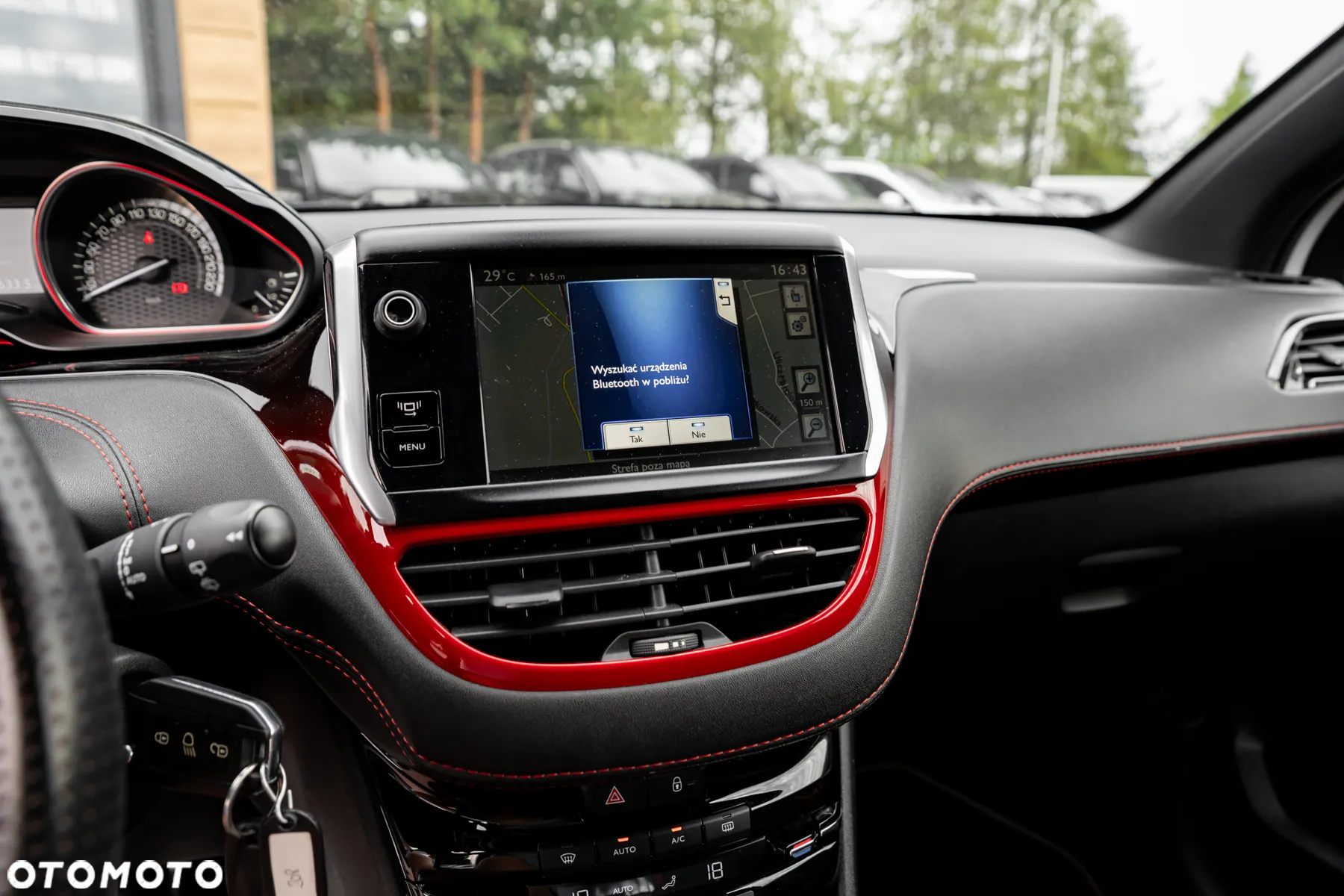 Peugeot 208 1.6 THP GTi - 34