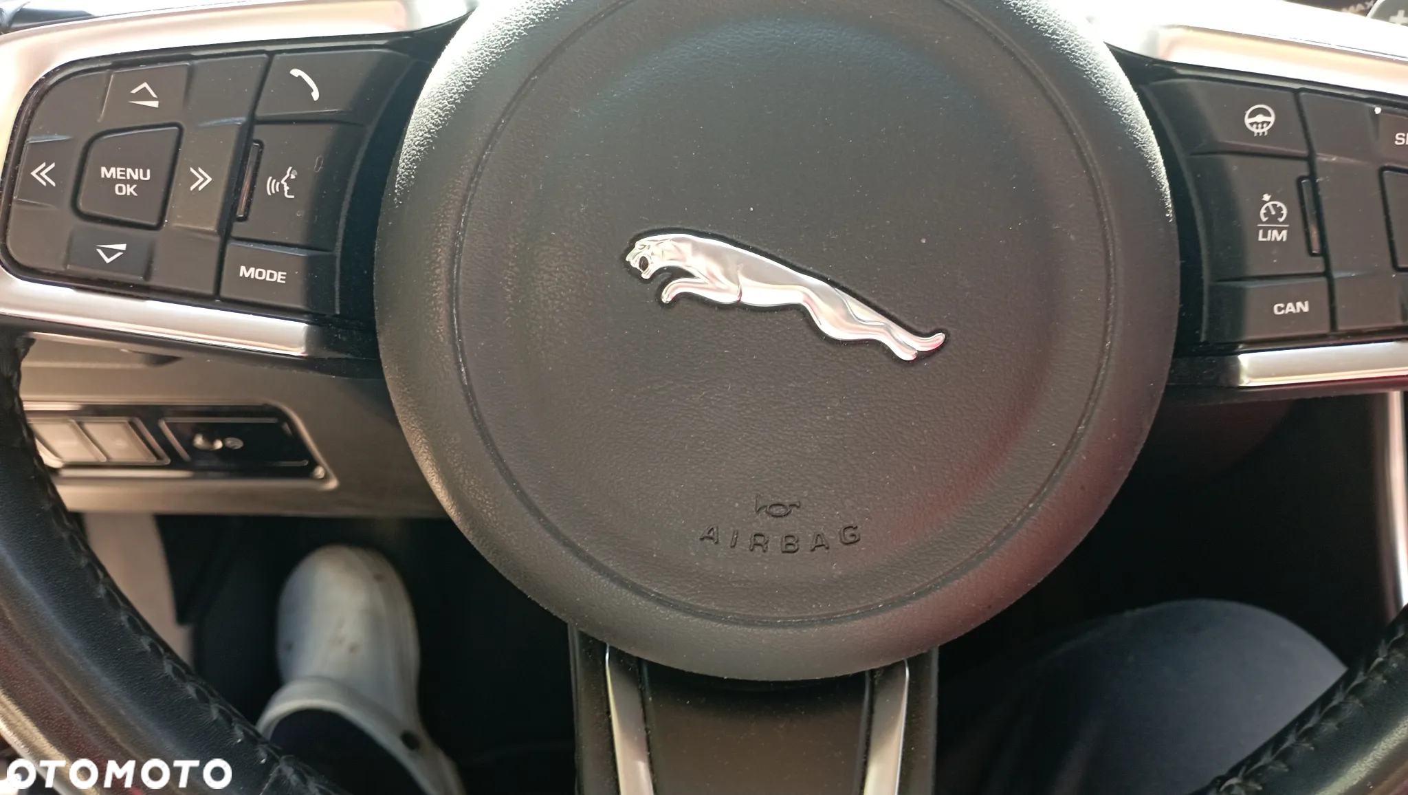 Jaguar XF 2.0 i4D AWD Prestige - 23