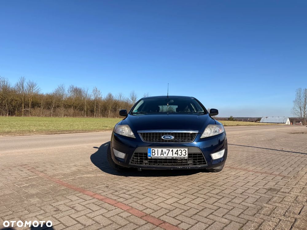 Ford Mondeo 1.6 Ambiente - 1
