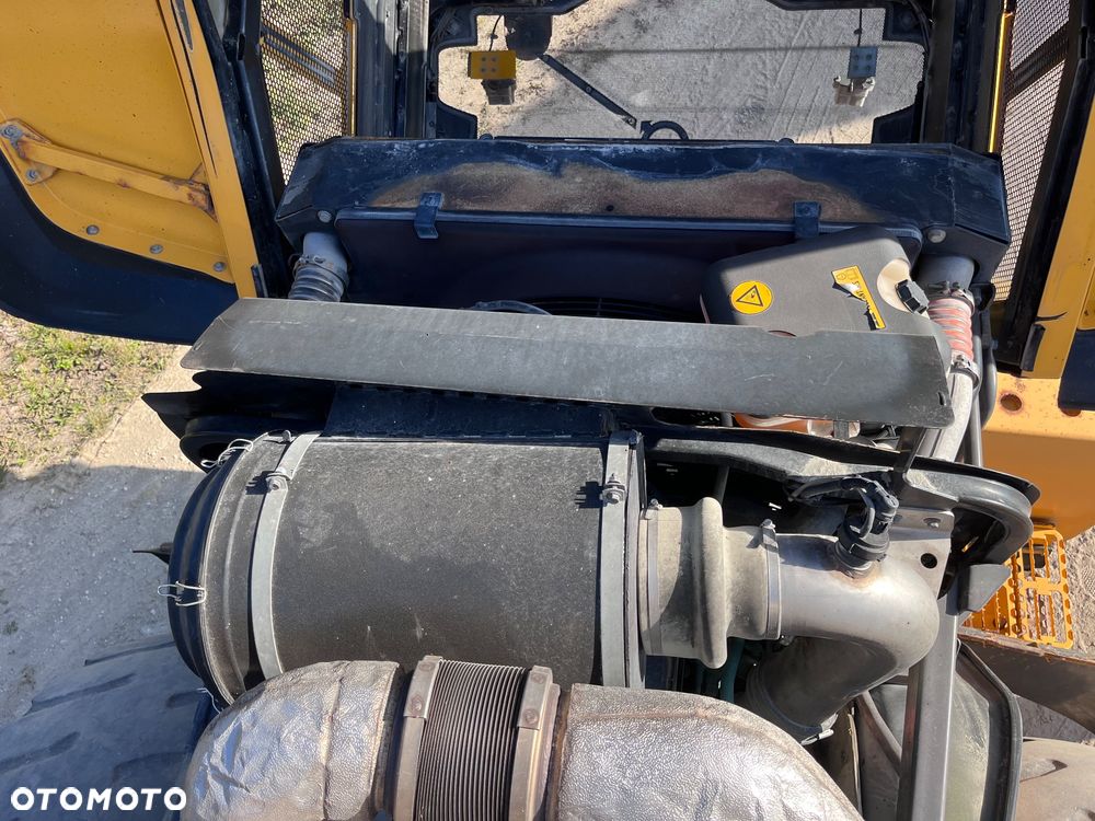Volvo L220H - 15