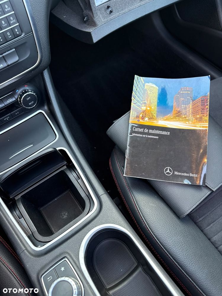 Mercedes-Benz CLA 200 d 7G-DCT AMG Line - 17