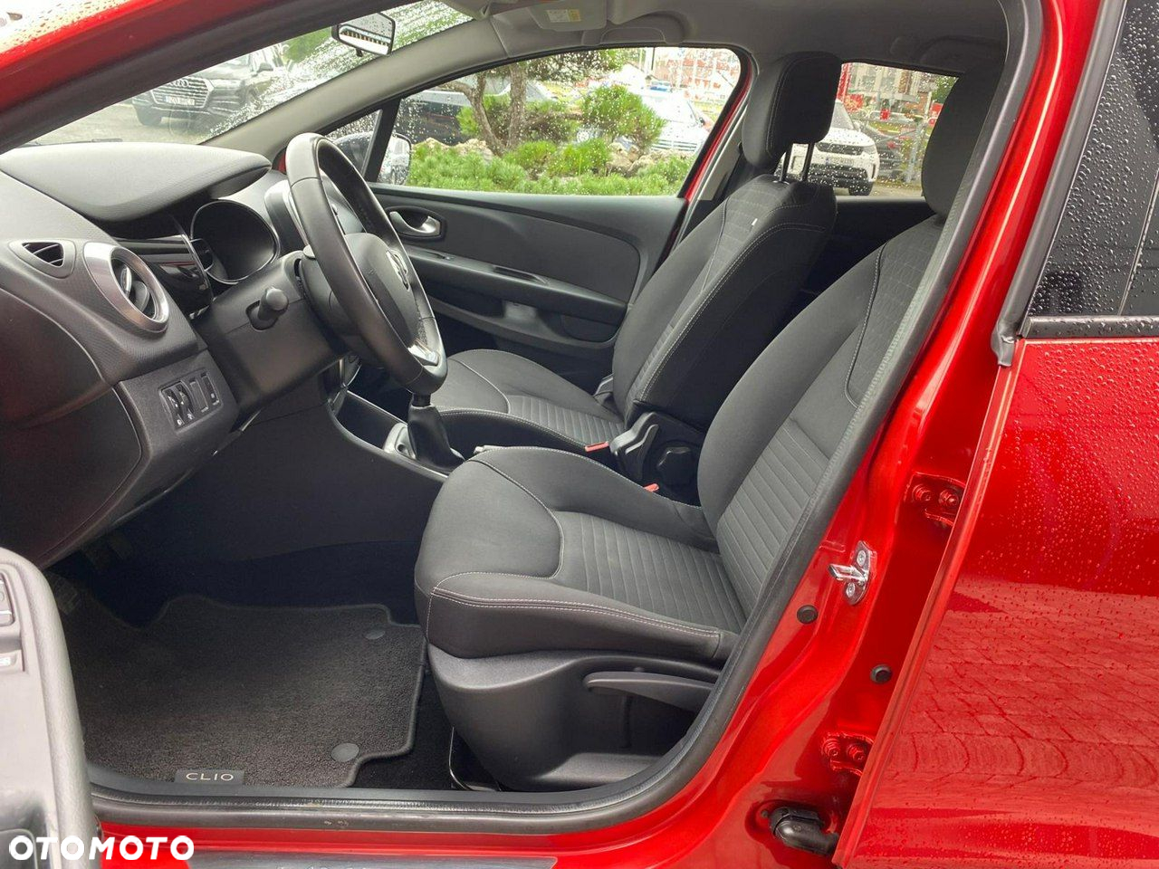 Renault Clio - 8