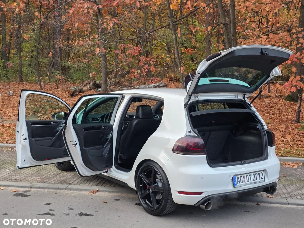 Volkswagen Golf 2.0 GTI - 10