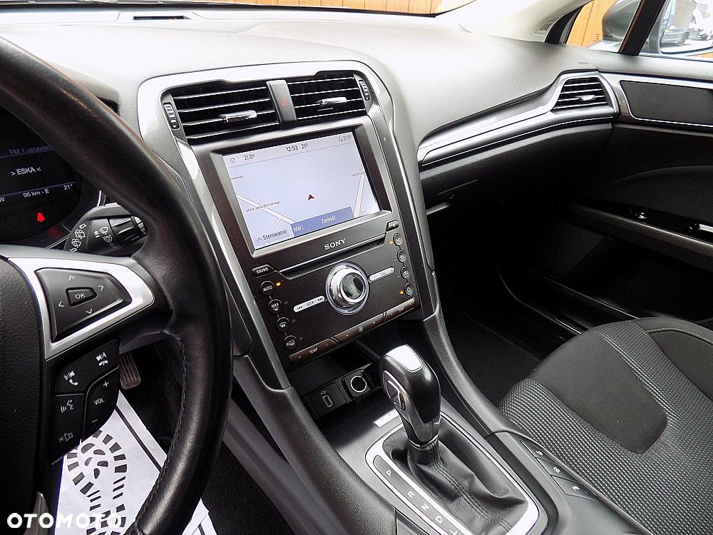 Ford Mondeo 2.0 Hybrid Trend - 12