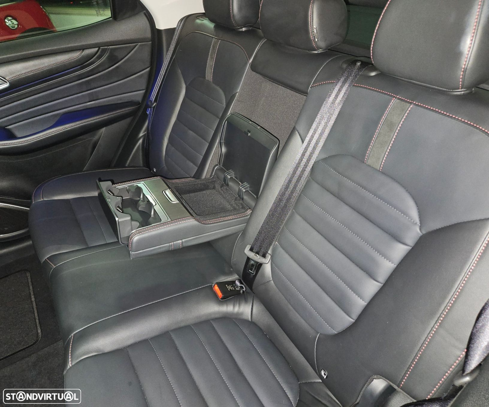 MG EHS 1.5 T-GDI Plug-in Hybrid Luxury - 38