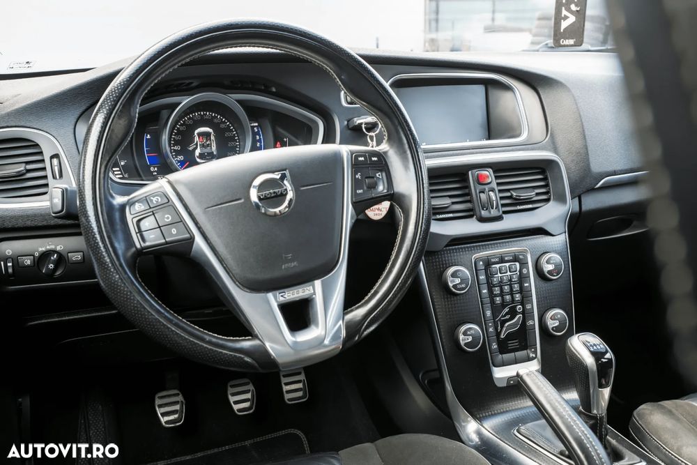 Volvo V40 D3 RDesign - 19