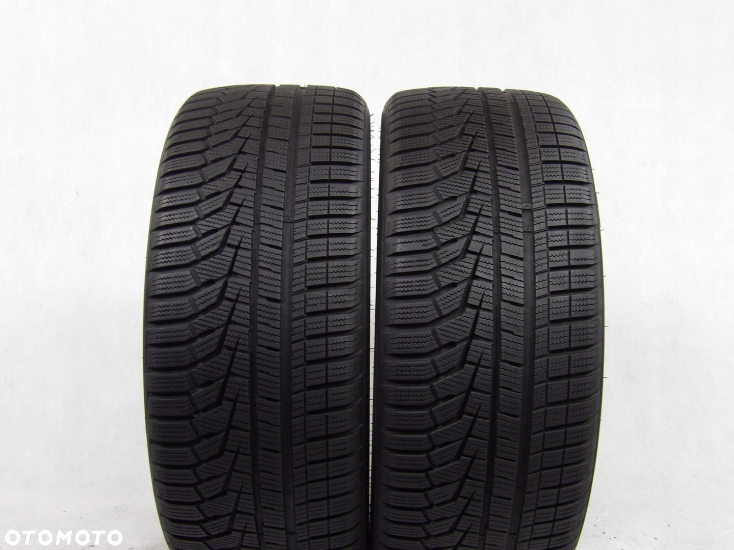 2X opony 235/40R19 HANKOOK WINTER ICEPT EVO 2 - 1
