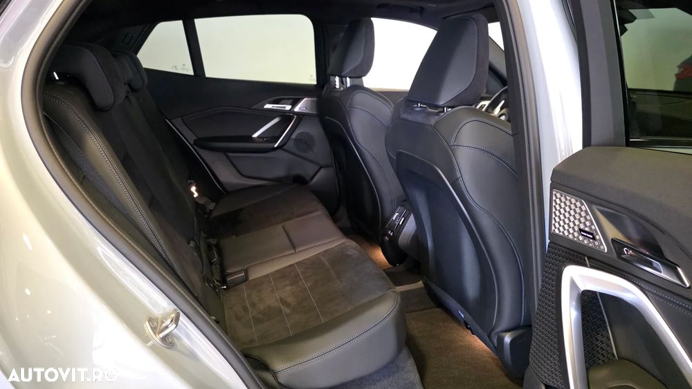 BMW iX2 xDrive30 - 11