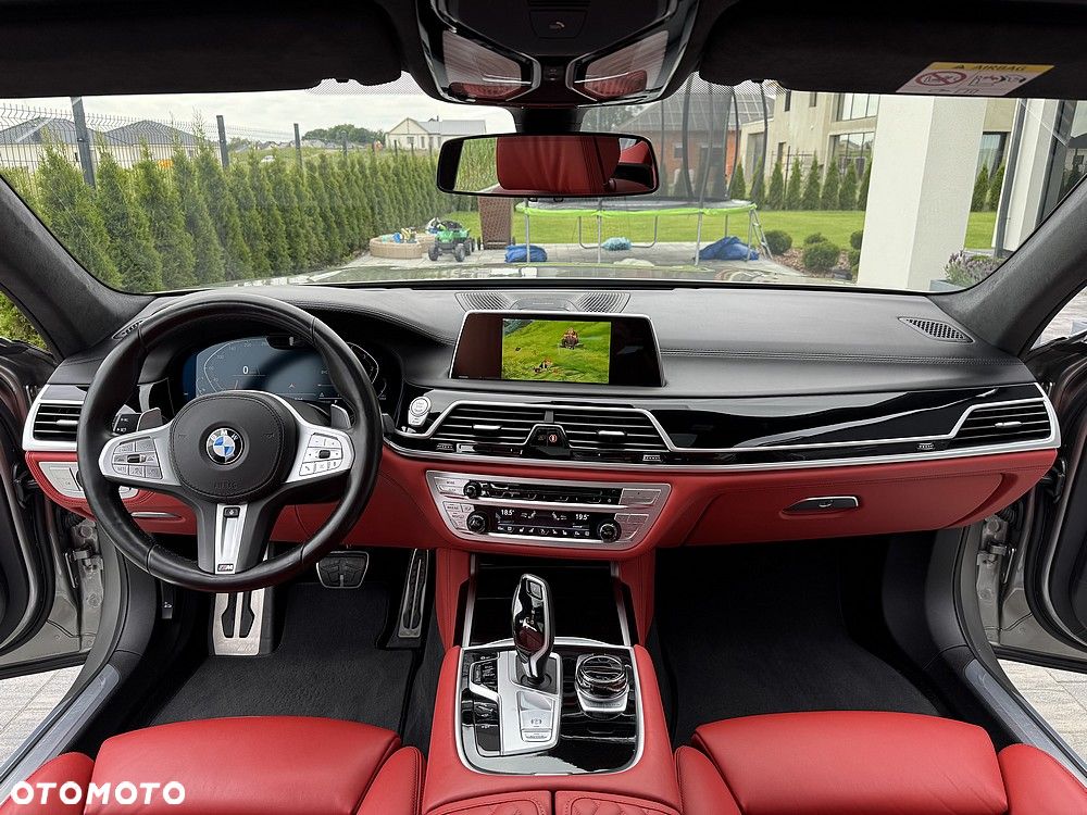 BMW Seria 7 750Ld xDrive sport - 24