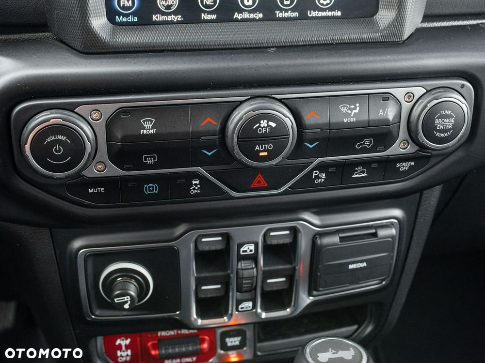 Jeep Wrangler - 17