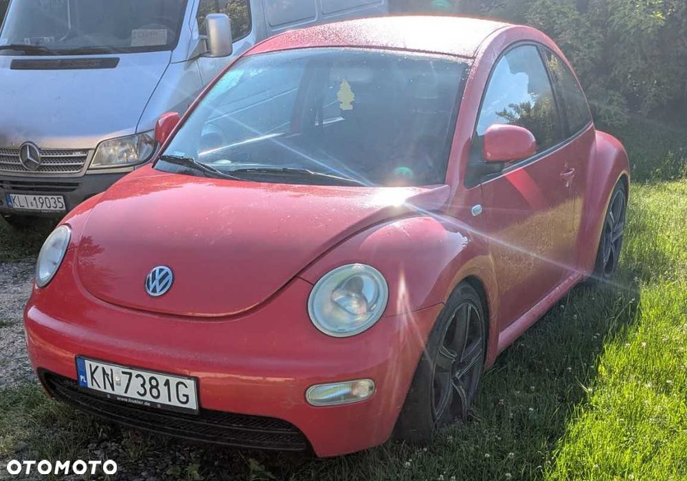 Volkswagen New Beetle - 1