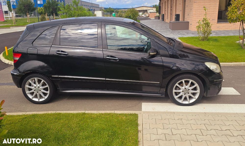 Mercedes-Benz B 200 - 4