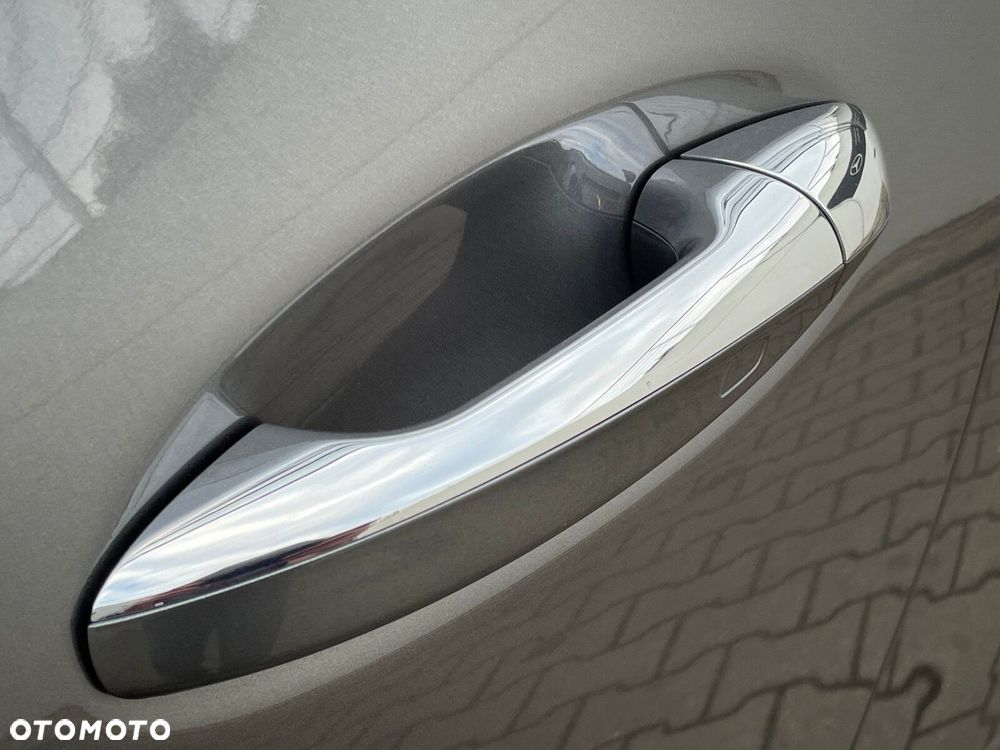 Mercedes-Benz CLA 200 d AMG Line 8G-DCT - 23