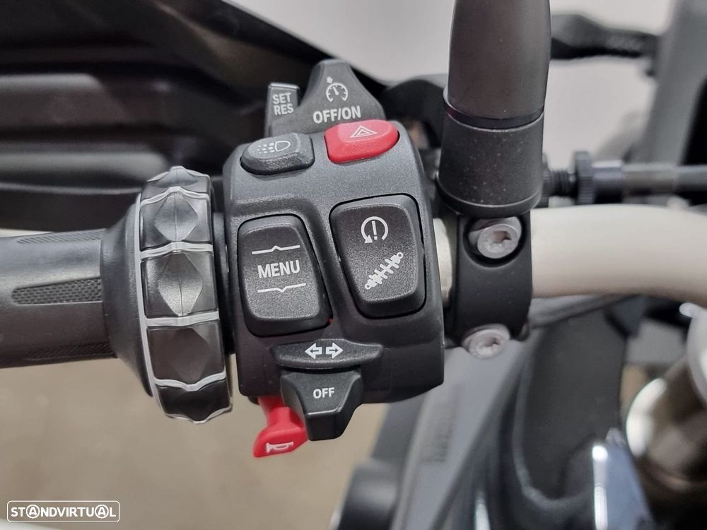 BMW F 850 GS 850 GS Triple Black - 11