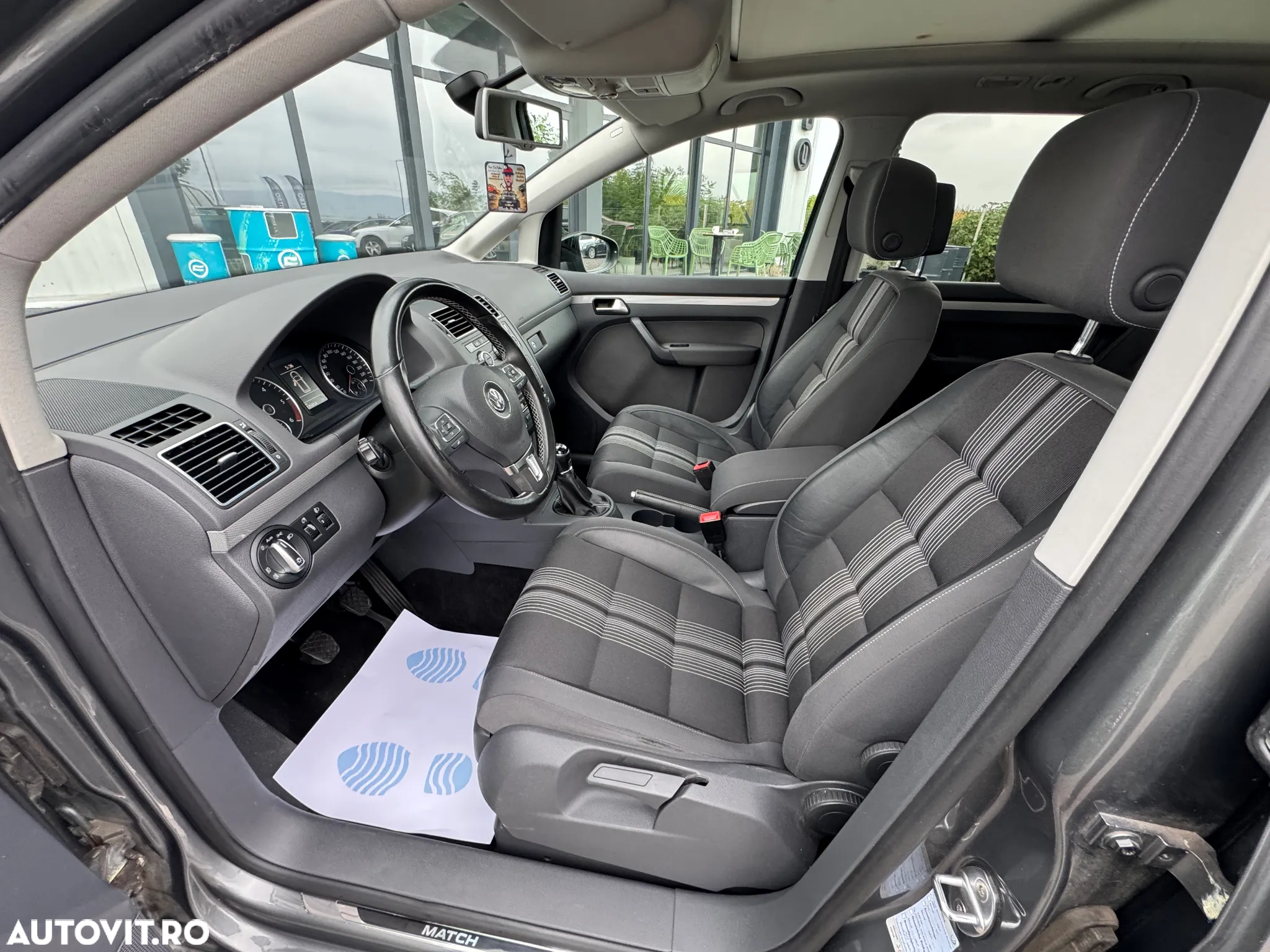 Volkswagen Touran 2.0 TDI DPF BlueMotion Technology MATCH - 13