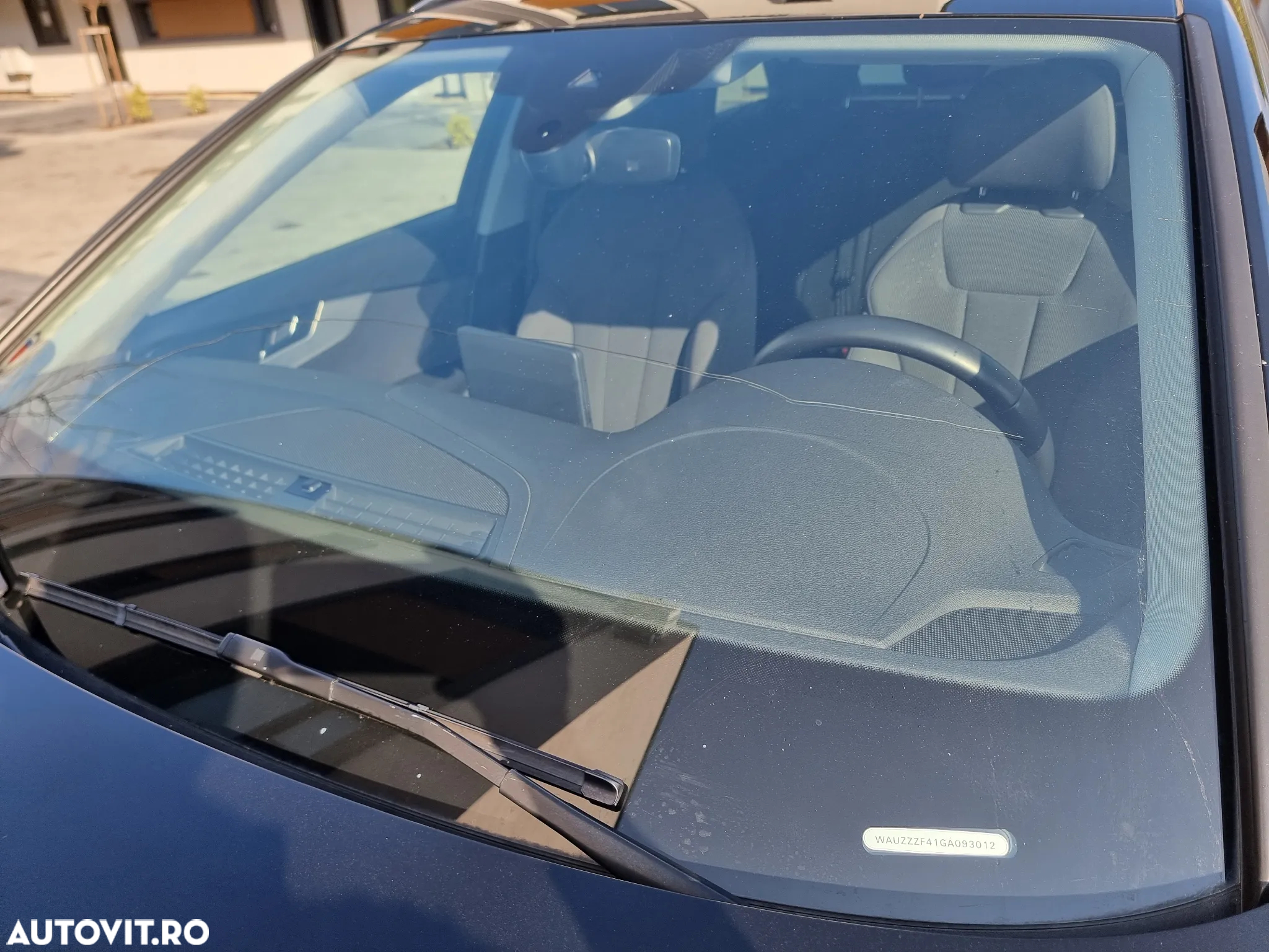 Audi A4 Avant 2.0 TDI S tronic - 4