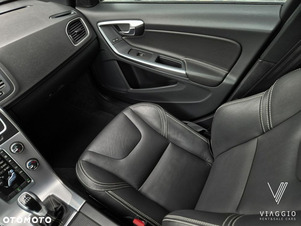 Volvo V60 - 14