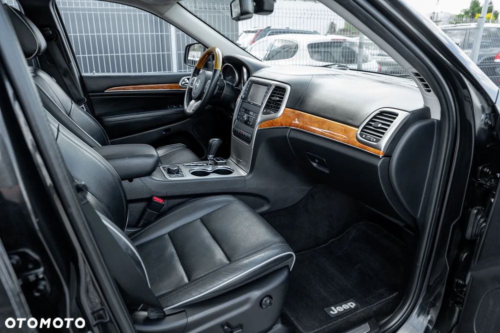 Jeep Grand Cherokee 5.7 V8 HEMI 4WD Automatik Overland - 25