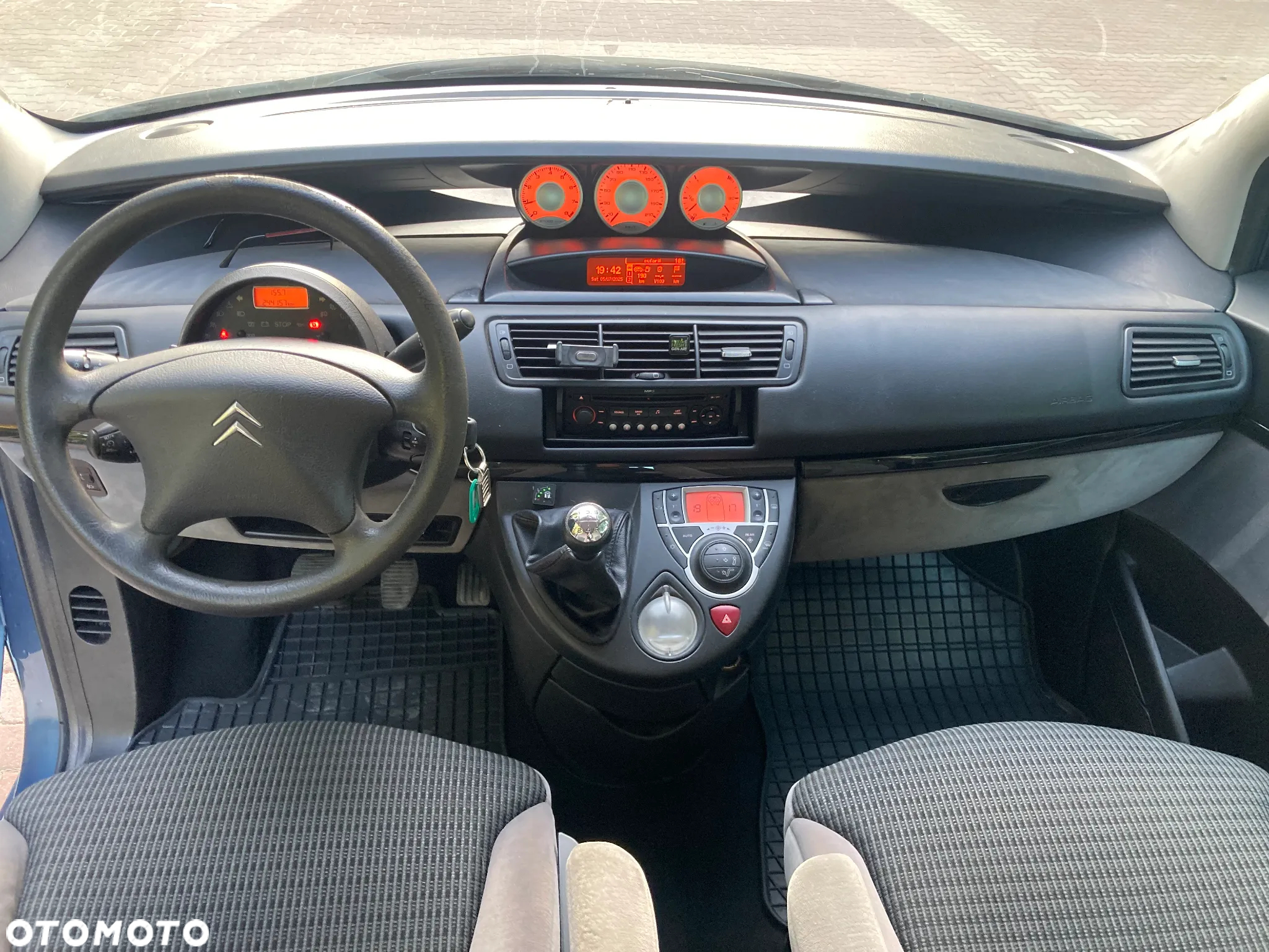 Citroën C8 2.0 16V Confort - 6