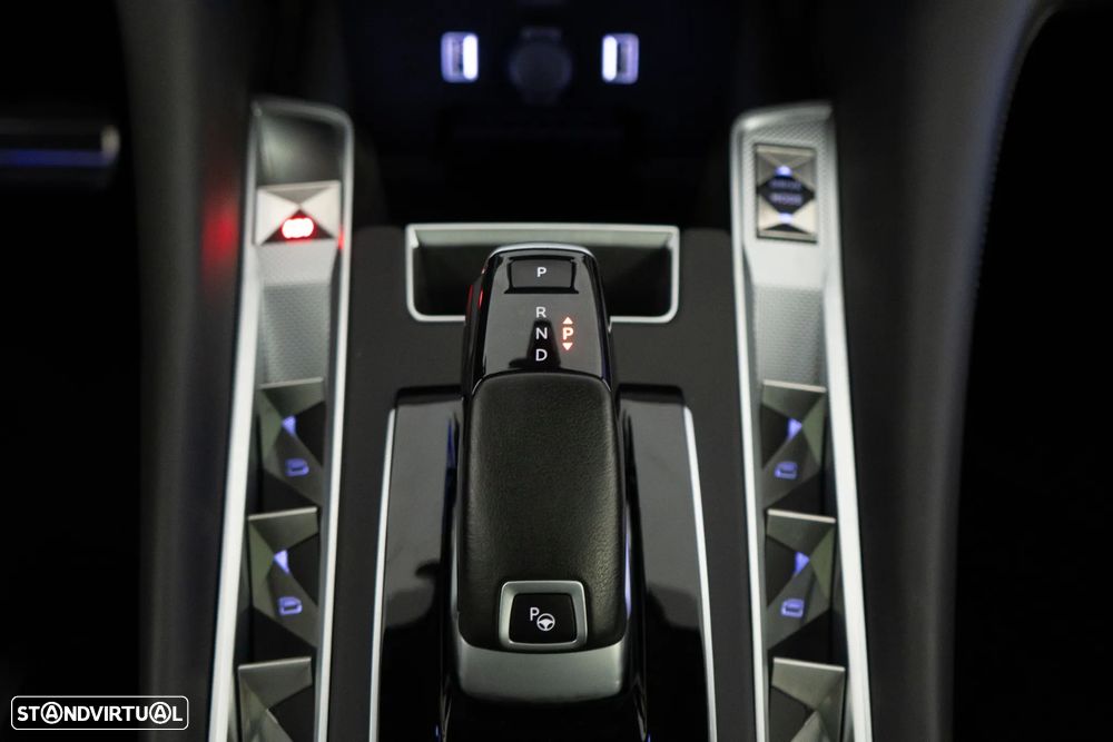 DS DS9 Puretech Rivoli+ - 22