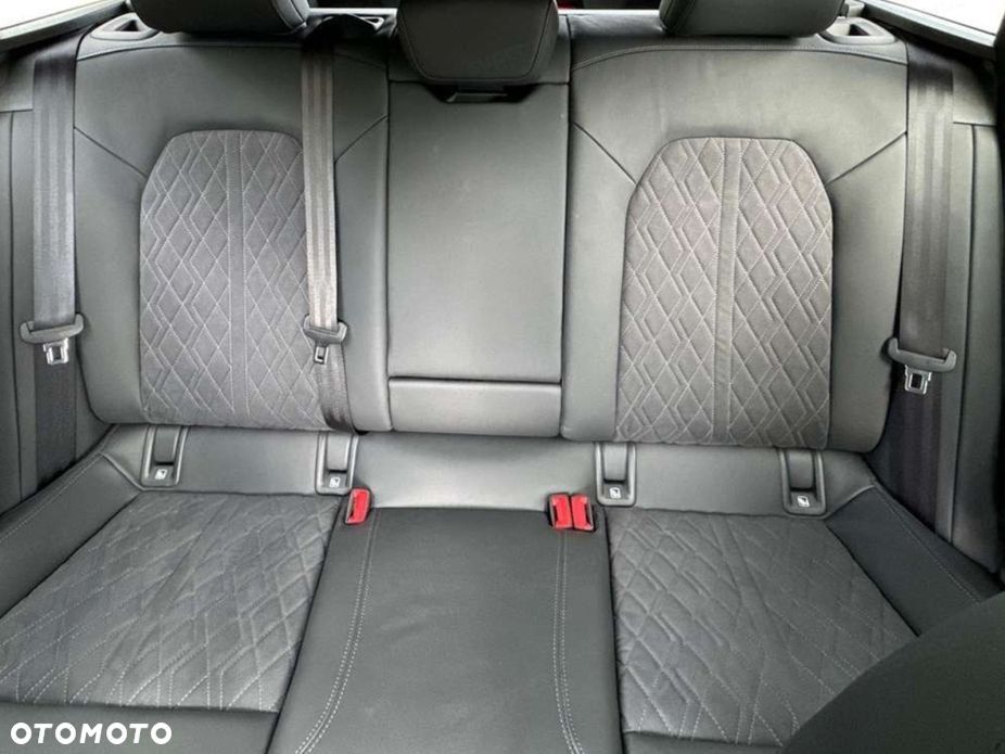 Audi A5 Limousine - 16