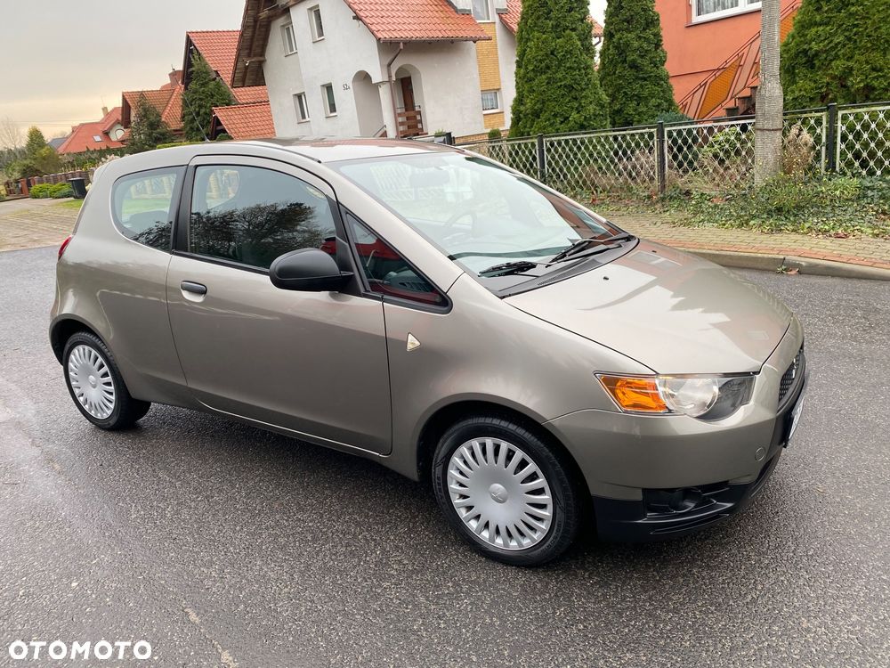 Mitsubishi Colt 1.1 - 5