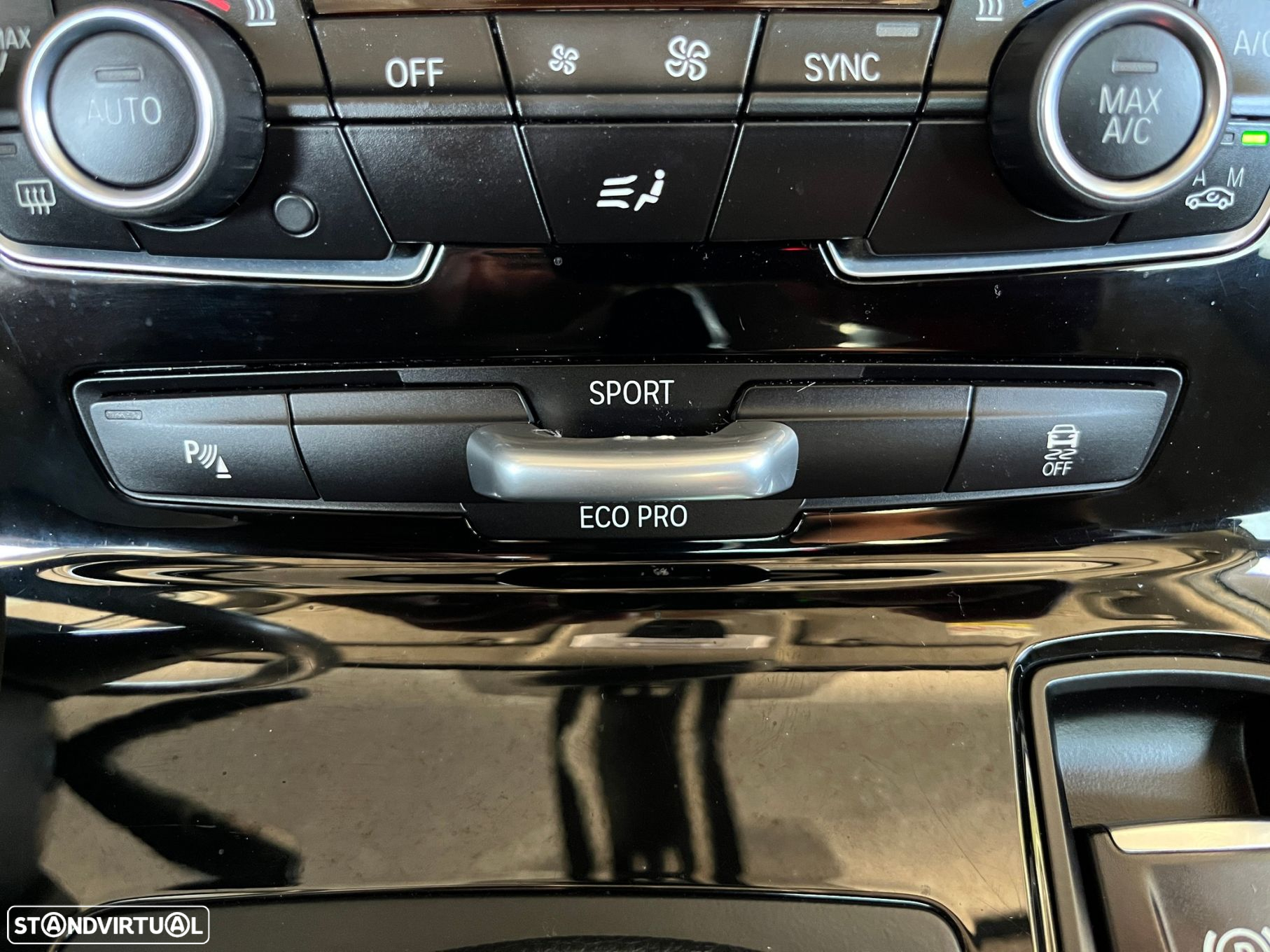 BMW 216 Gran Tourer d Line Luxury Auto - 32