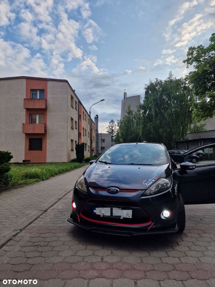 Ford Fiesta - 1