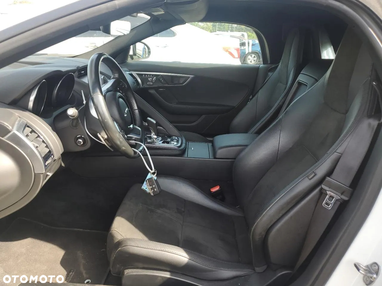 Jaguar F-Type 2.0 Turbo First Edition - 36