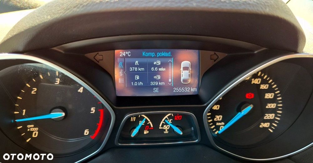 Ford Kuga - 39