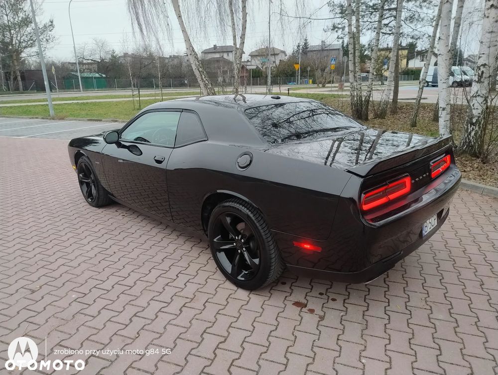 Dodge Challenger - 14