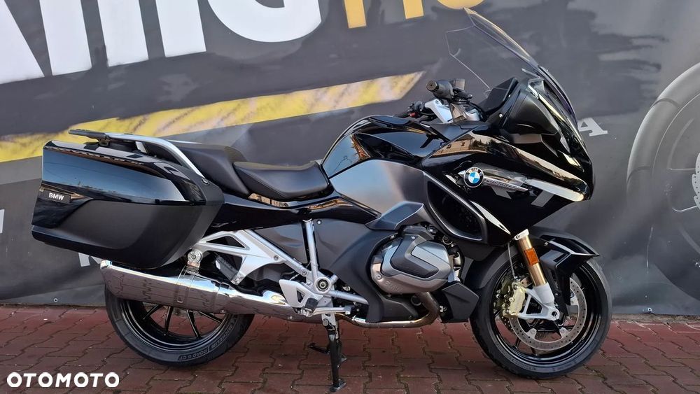 BMW R - 1