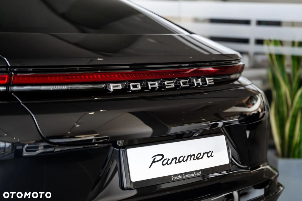 Porsche Panamera 4S E-Hybrid - 28