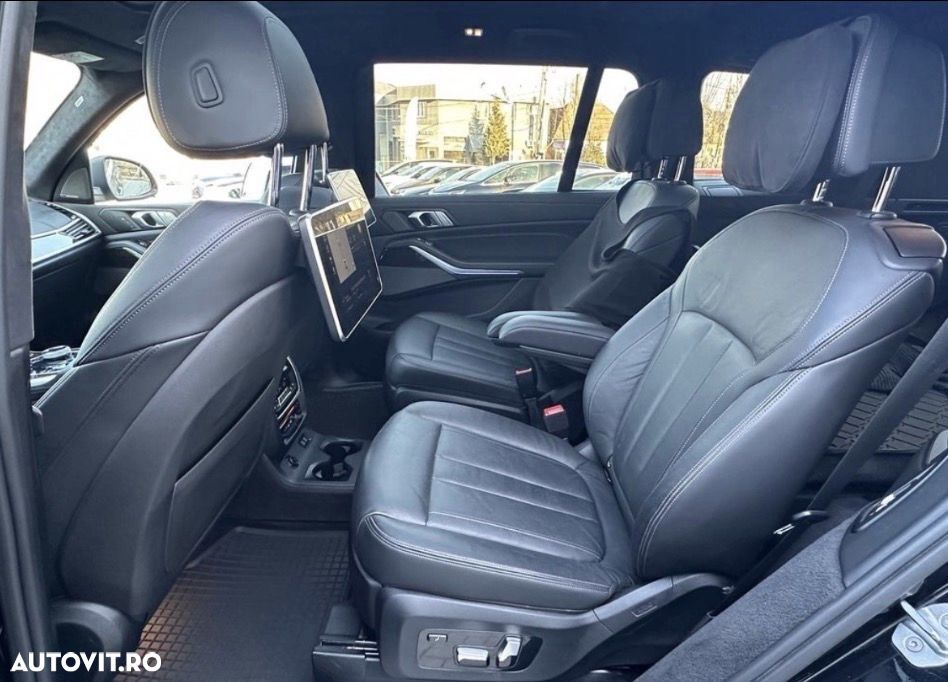 BMW X7 - 11