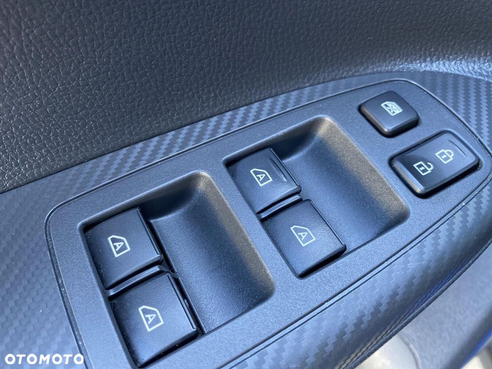 Mitsubishi Eclipse Cross - 12