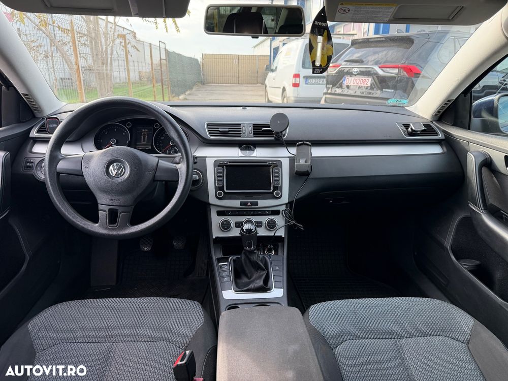 Volkswagen Passat - 5