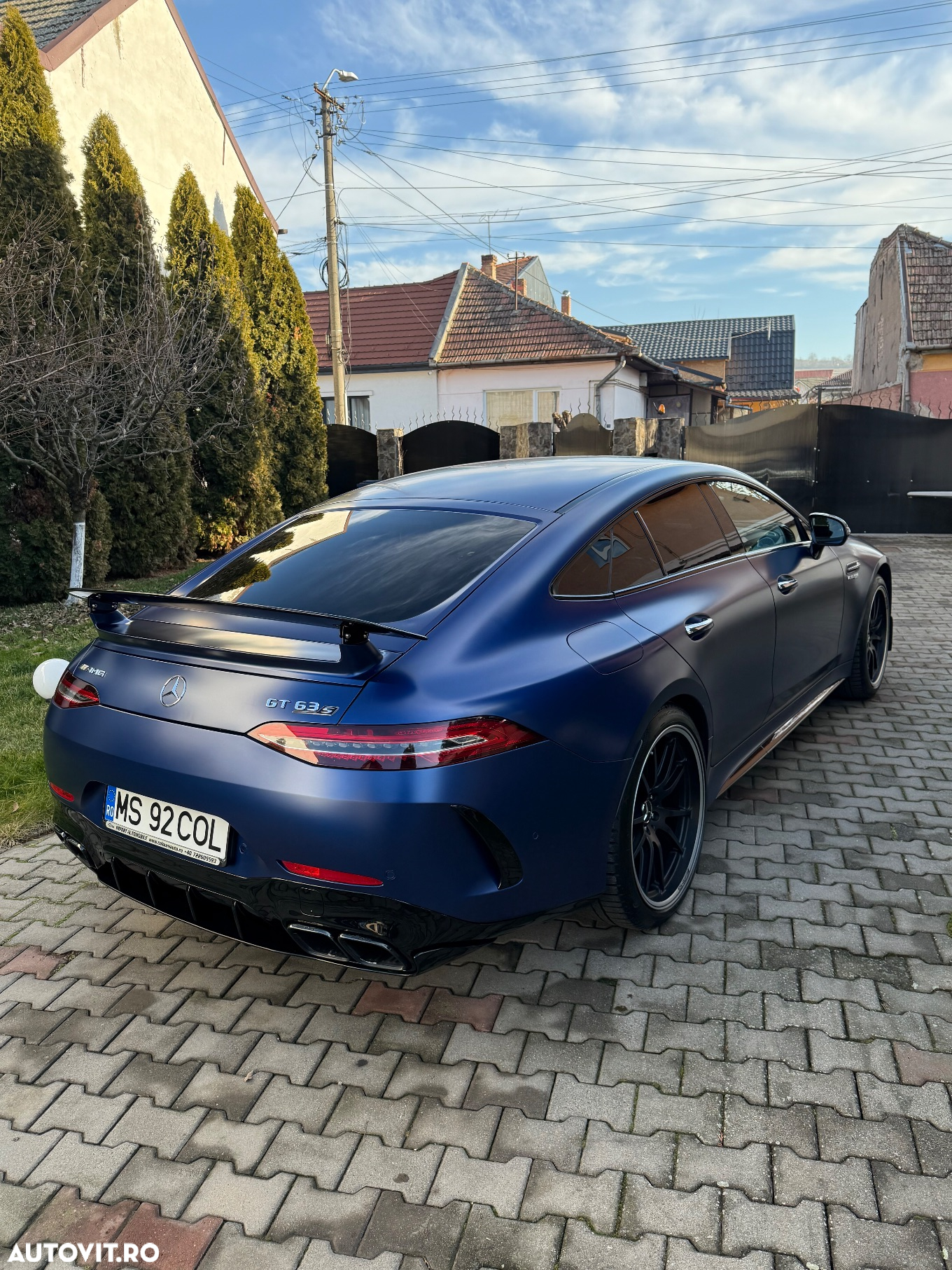 Mercedes-Benz AMG GT-S 63 4MATIC+ - 3