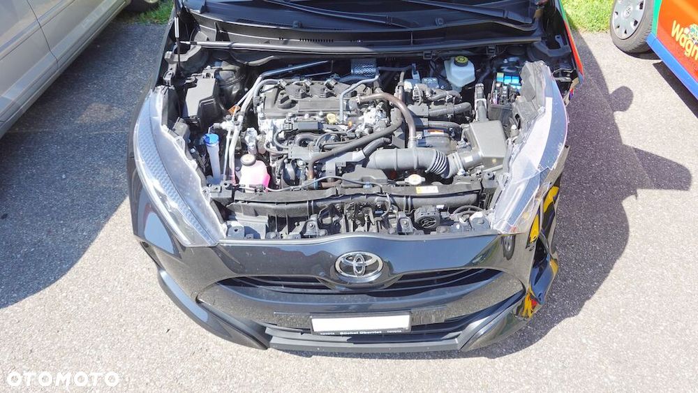 Toyota Yaris Hybrid 1.5 Style - 10